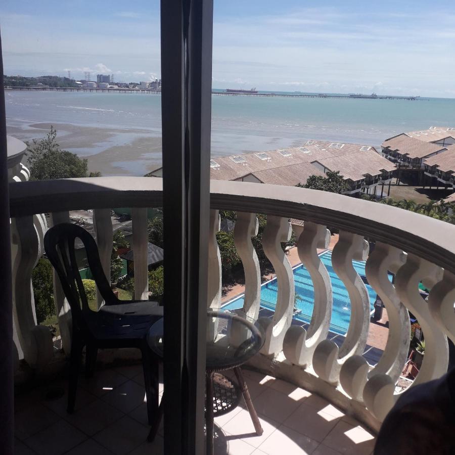 Cozy Seaview Glory Beach Resort Anc Port Dickson Exterior foto